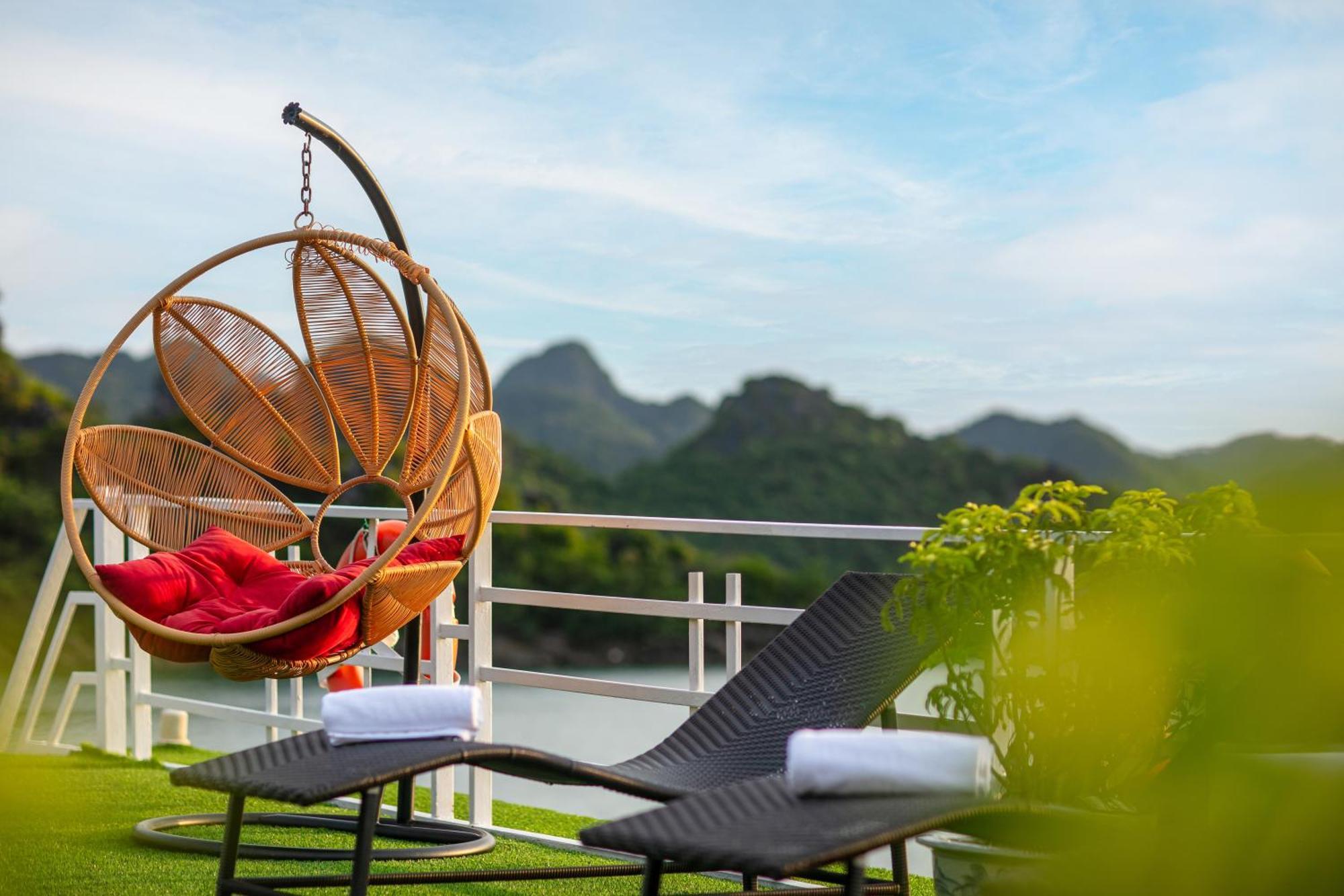 Halong Fantasea Cruise Hotel Ha Long Bagian luar foto