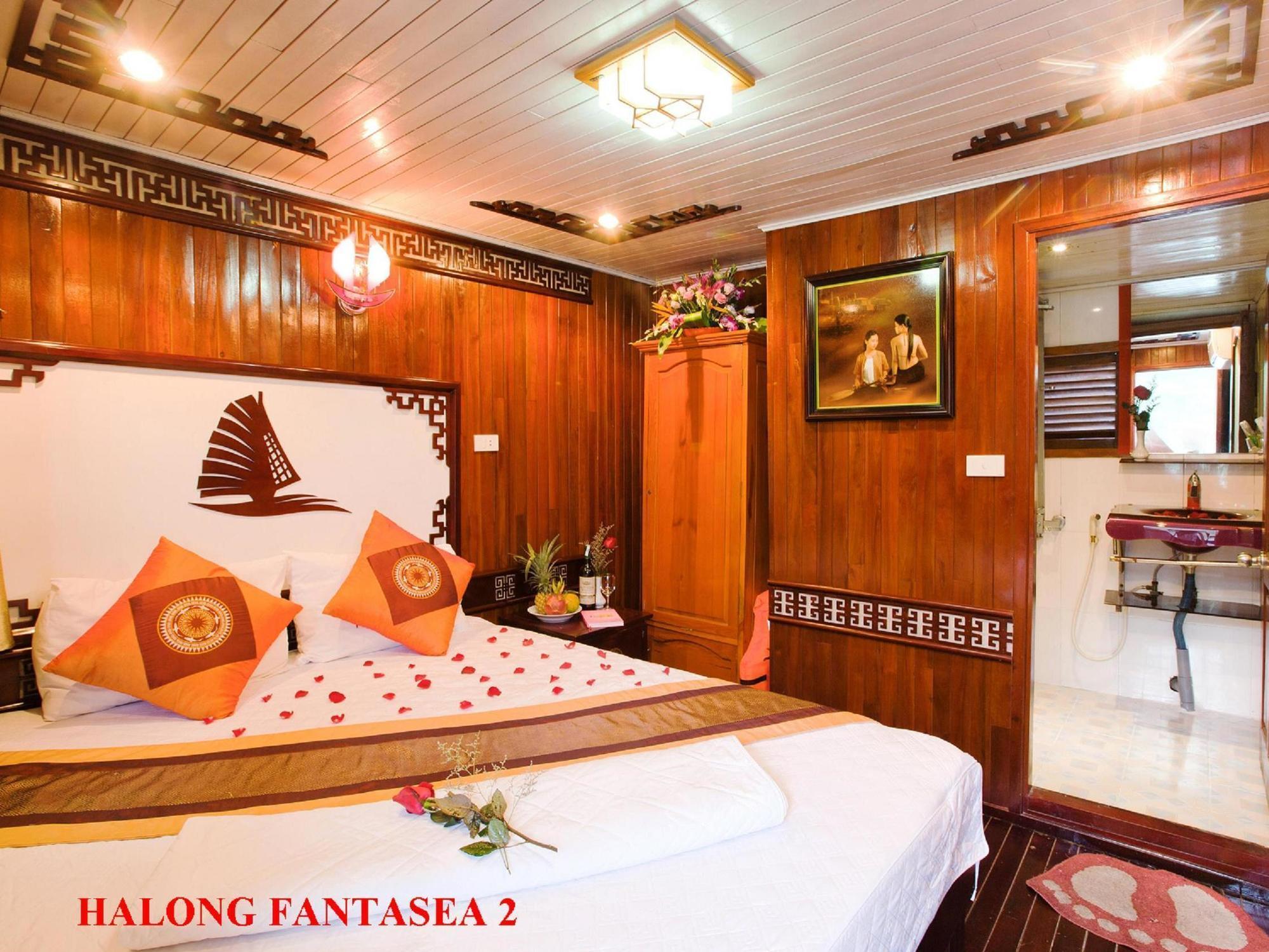 Halong Fantasea Cruise Hotel Ha Long Bagian luar foto