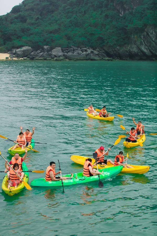 Halong Fantasea Cruise Hotel Ha Long Bagian luar foto