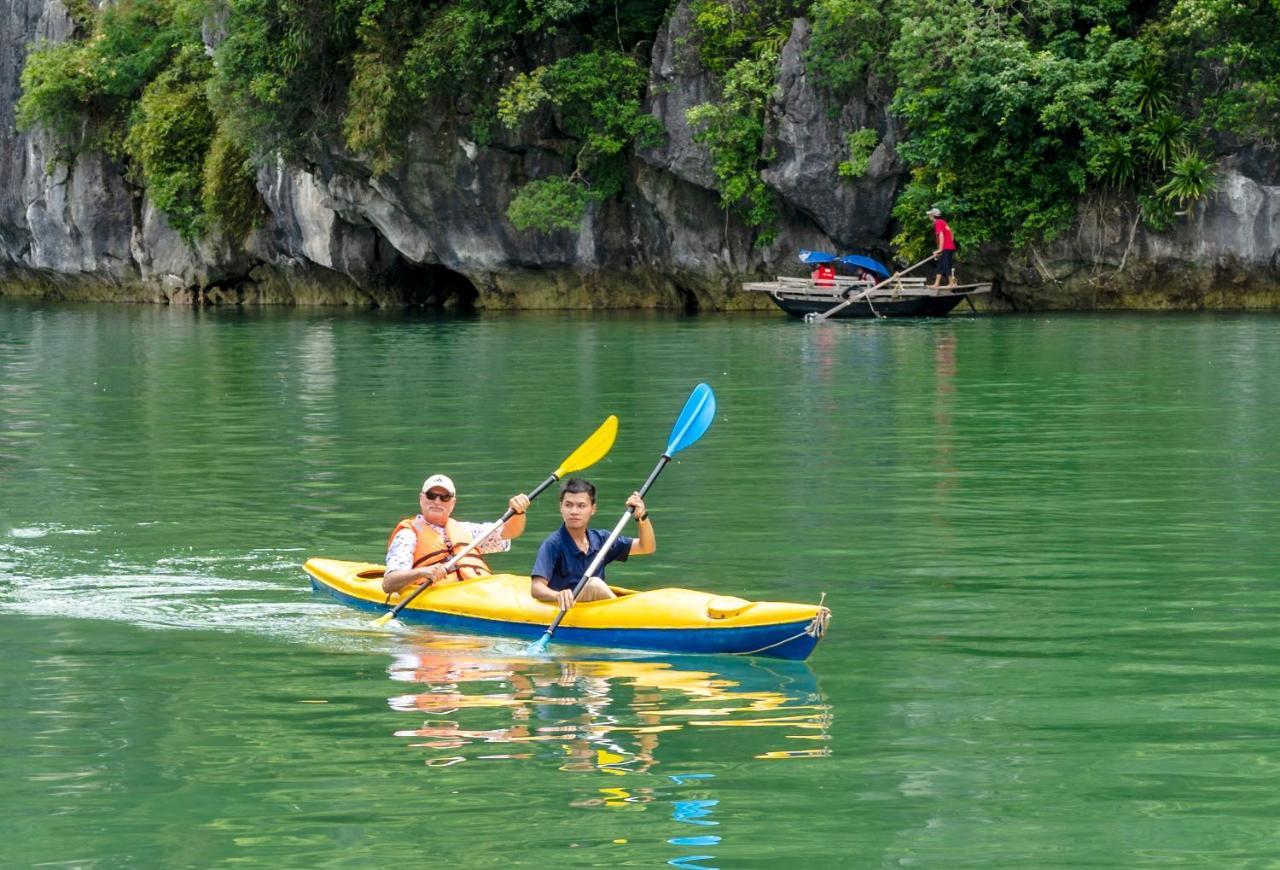 Halong Fantasea Cruise Hotel Ha Long Bagian luar foto