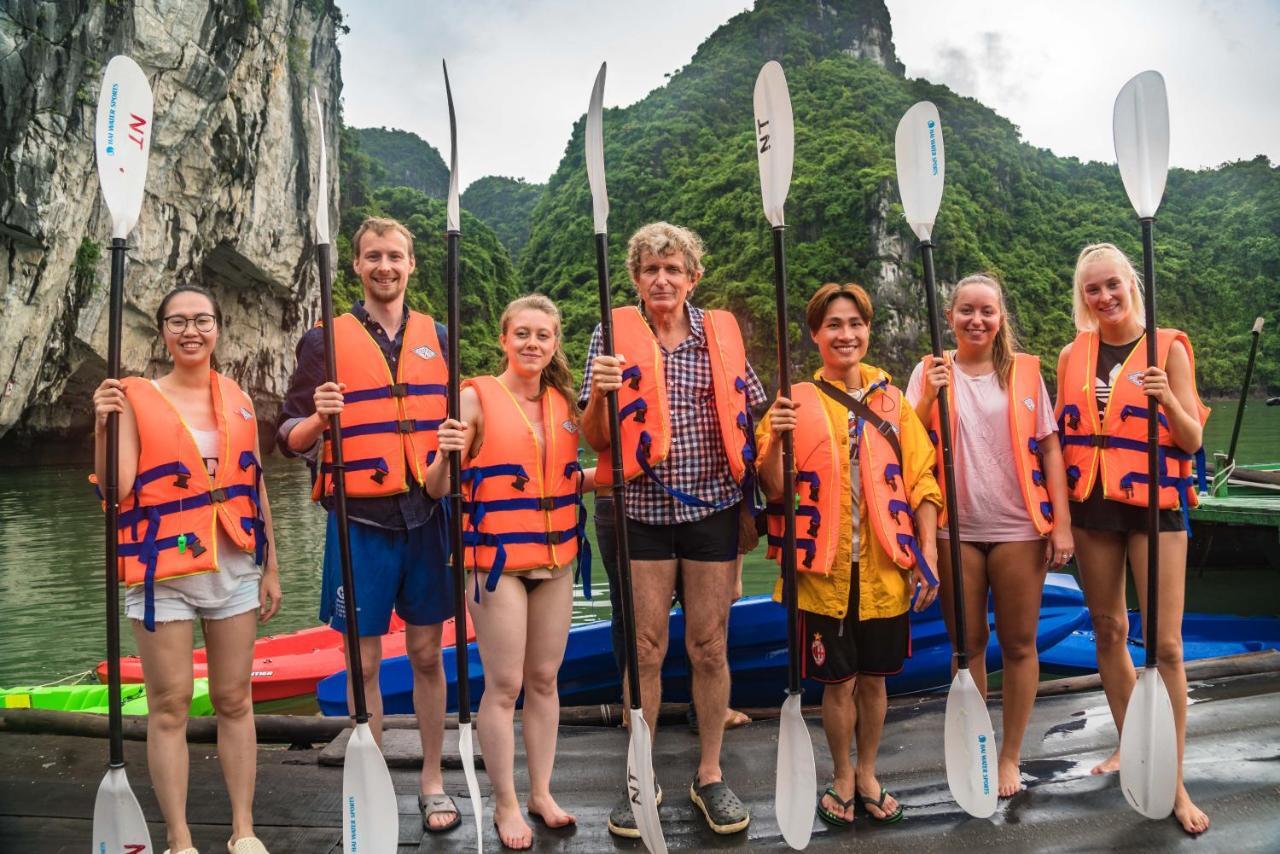 Halong Fantasea Cruise Hotel Ha Long Bagian luar foto